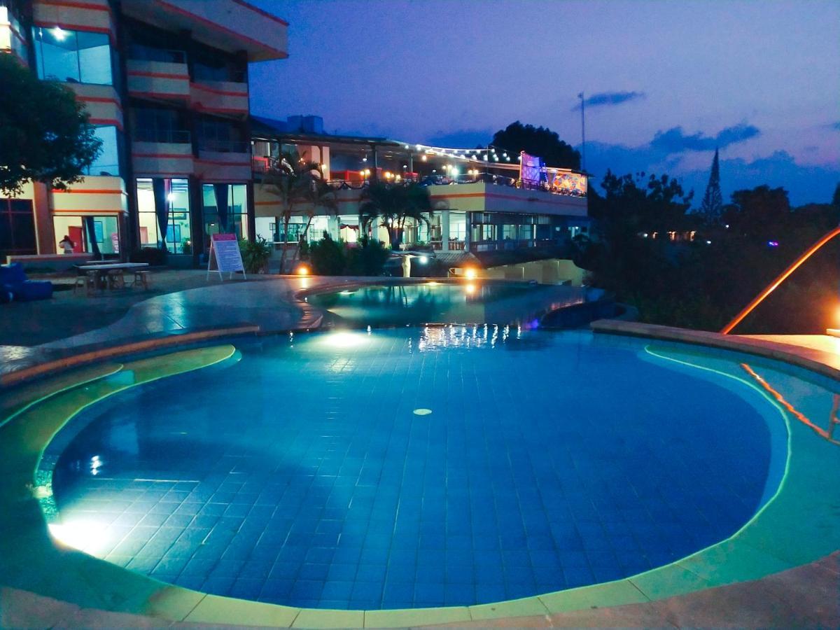 Bukit Kenari Hotel & Restaurant Pare-Pare Экстерьер фото