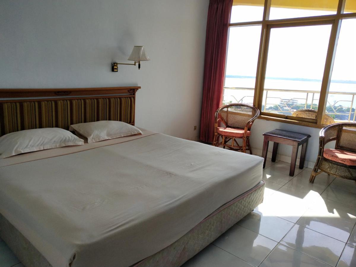 Bukit Kenari Hotel & Restaurant Pare-Pare Экстерьер фото